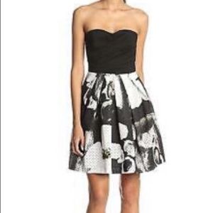 Trina Turk Jordan strapless sweetheart neck dress